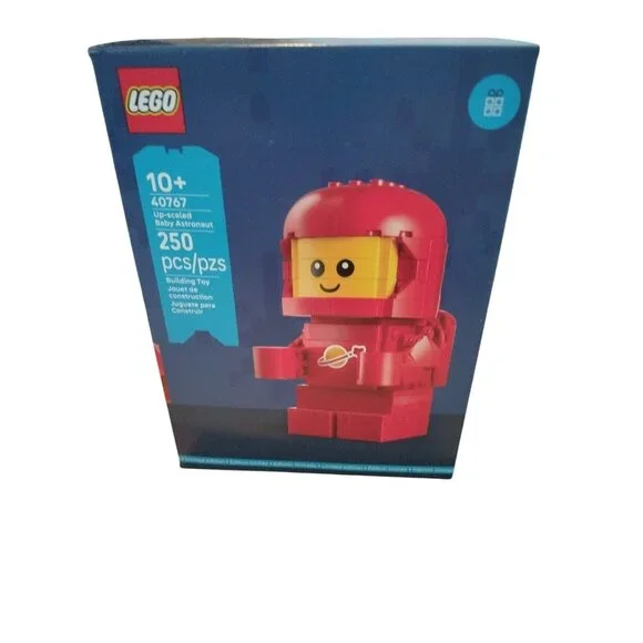 LEGO Up-Scaled Baby Astronaut 40767 GWP Space Baby Limited Edition Set Upscaled - Picture 4 of 4